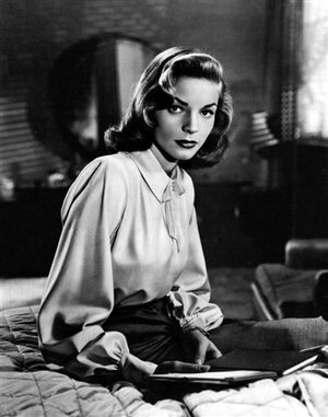 LaurenBacall5206.jpg
