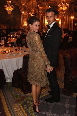 Olivia+Palermo+Gala+Dinner+Montblanc+Collection+weAC3lx1Yxrl.jpg
