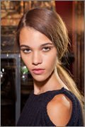 Roland_Mouret_Fall_2012_Backstage_o_W_P7d_U0l_Tx.jpg