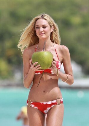 Candice-Swanepoel-Models-For-Victorias-Secret-Photoshoot-In-St-Barts6.jpg