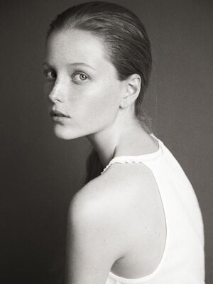 Sarah Van Niekerk.jpg
