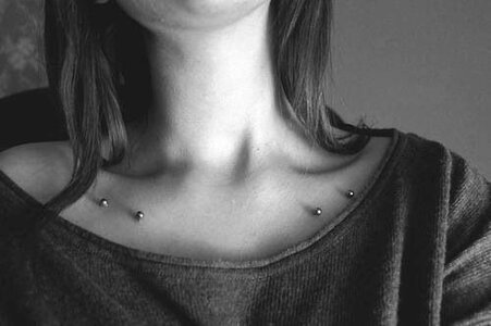 collarbones.jpg