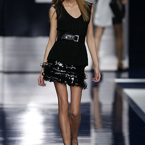 snejana-fendi-ss07.JPG